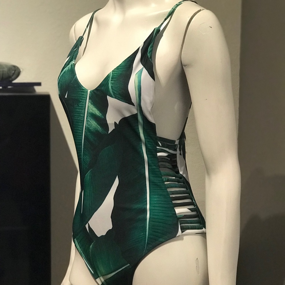 One piece bathing suit